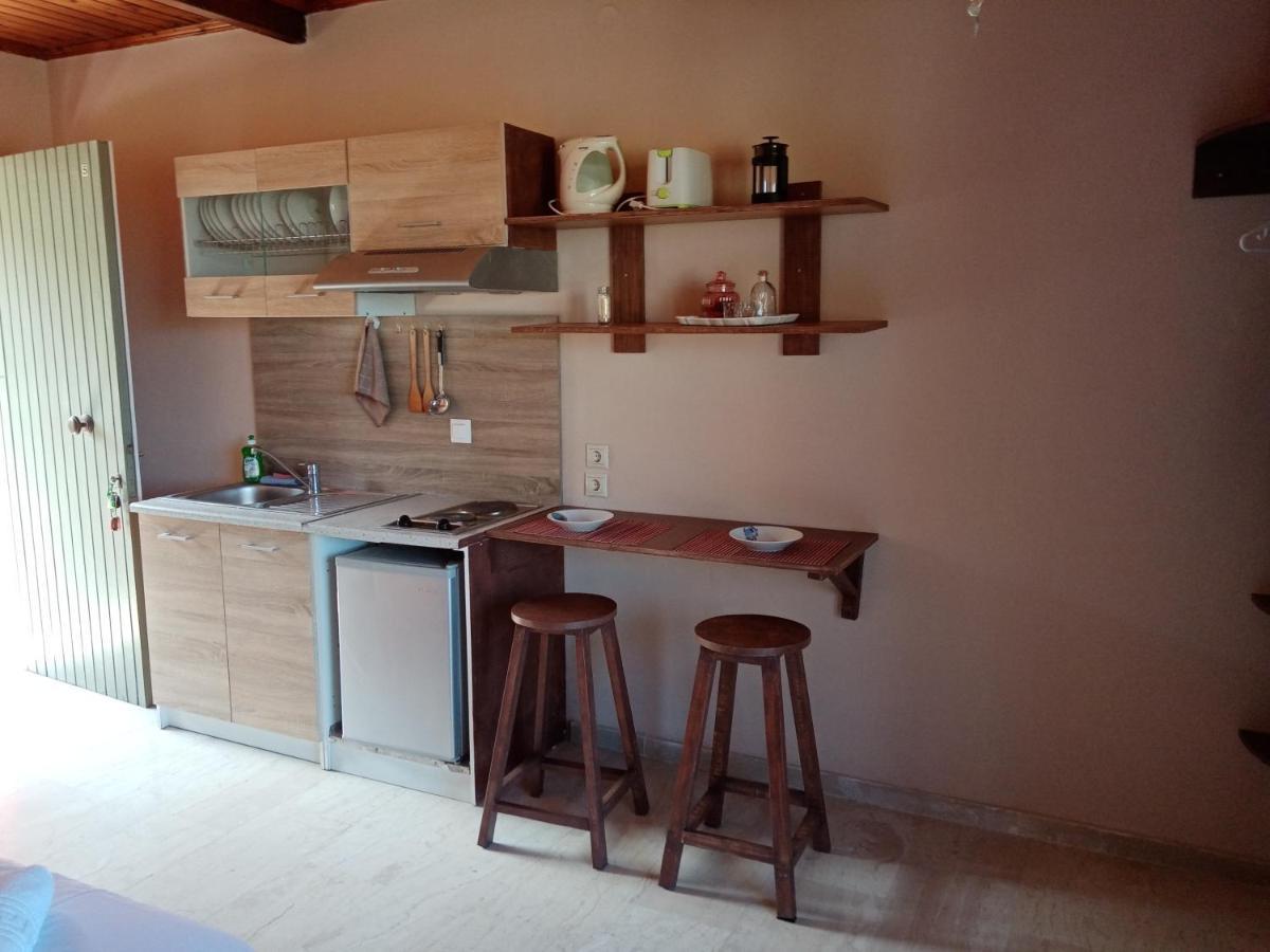 Maria Corfu Apartments Mesongí Exteriör bild