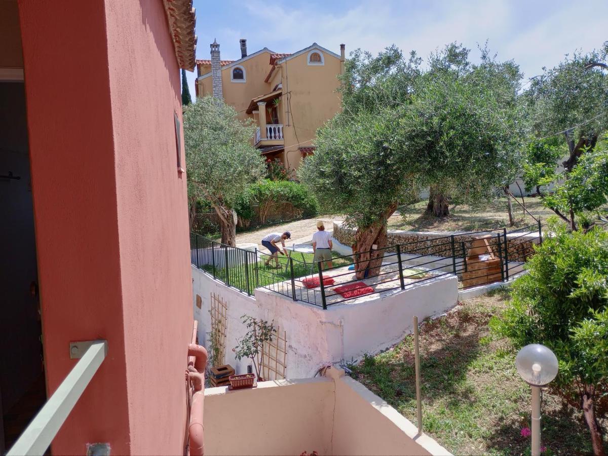 Maria Corfu Apartments Mesongí Exteriör bild