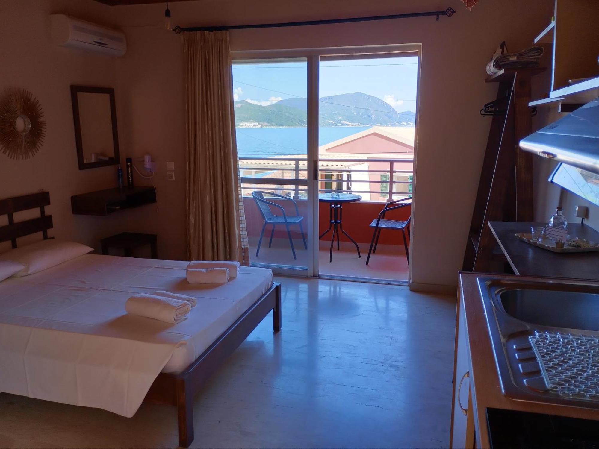 Maria Corfu Apartments Mesongí Exteriör bild